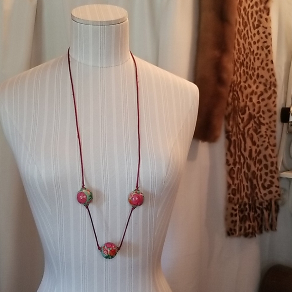 Vintage Jewelry - Hand painted wood bead vintage necklace silk cord